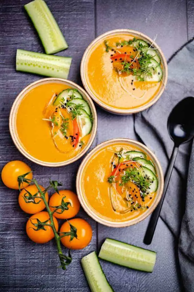 Gazpacho selber machen (vegan, glutenfrei, ölfrei)