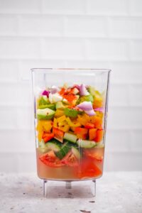 Gazpacho selber machen (vegan, glutenfrei, ölfrei)
