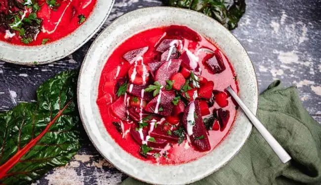 Polnische Rote-Beete Suppe (Botwinka) vegan & glutenfrei Rezept