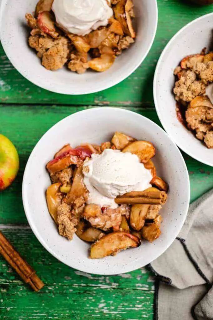 Apple Crisp (vegan & glutenfrei) Rezept