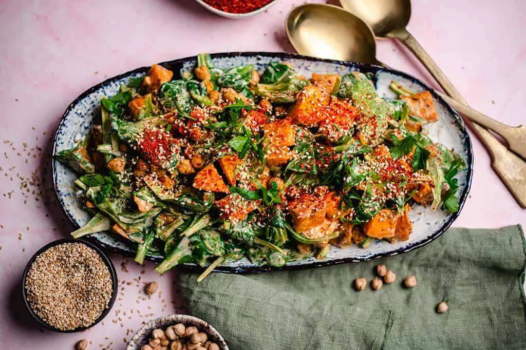 Süßkartoffelsalat mit Harissa (vegan & glutenfrei) Rezept