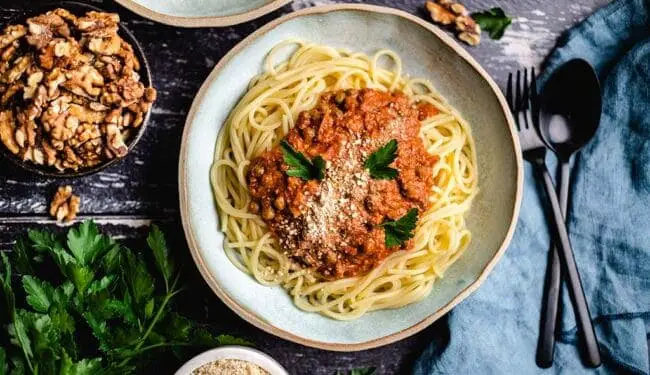 vegane Walnuss Bolognese