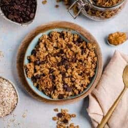 veganes Erdnussbutter Granola (glutenfrei)