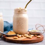 veganer Erdnussbutter Bananen Smoothie