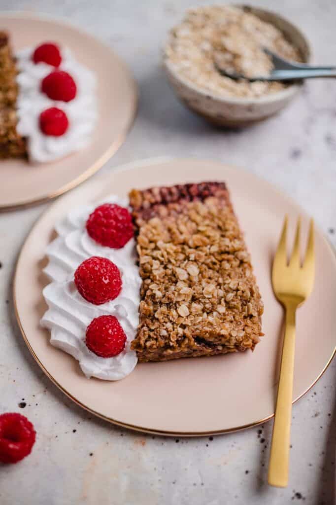 Vegane Himbeer Streusel Schnitten