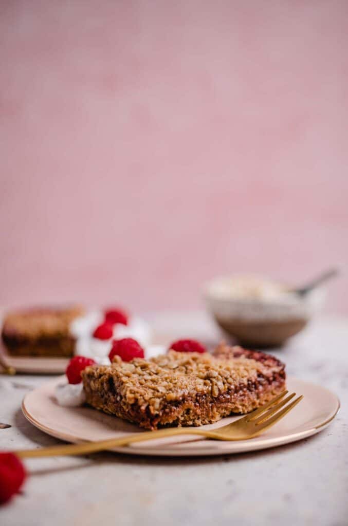 Vegane Himbeer Streusel Schnitten