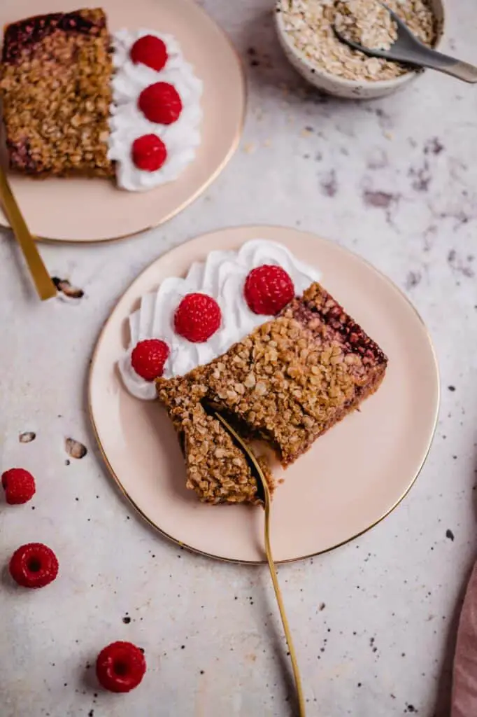 Vegane Himbeer Streusel Schnitten