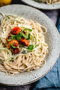 Vegane Zoodles mit Spaghetti