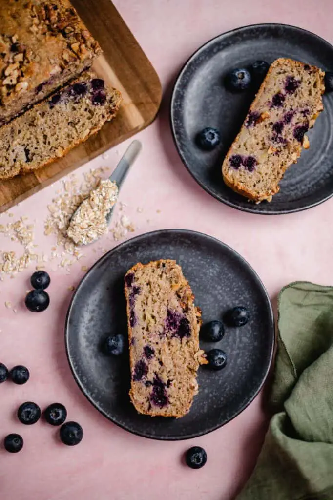 Veganes Bananen-Blaubeeren Brot (glutenfrei, ölfrei)