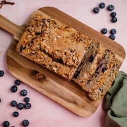 Veganes Bananen-Blaubeeren Brot (glutenfrei, ölfrei)