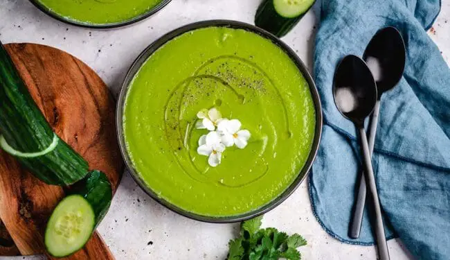 vegane Gurken Gazpacho Suppe