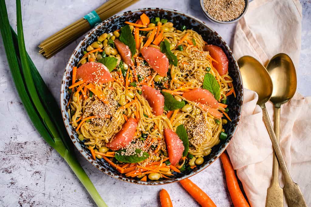 Veganer Kalter Nudelsalat mit Grapefruit und Edamame (gf) Rezept