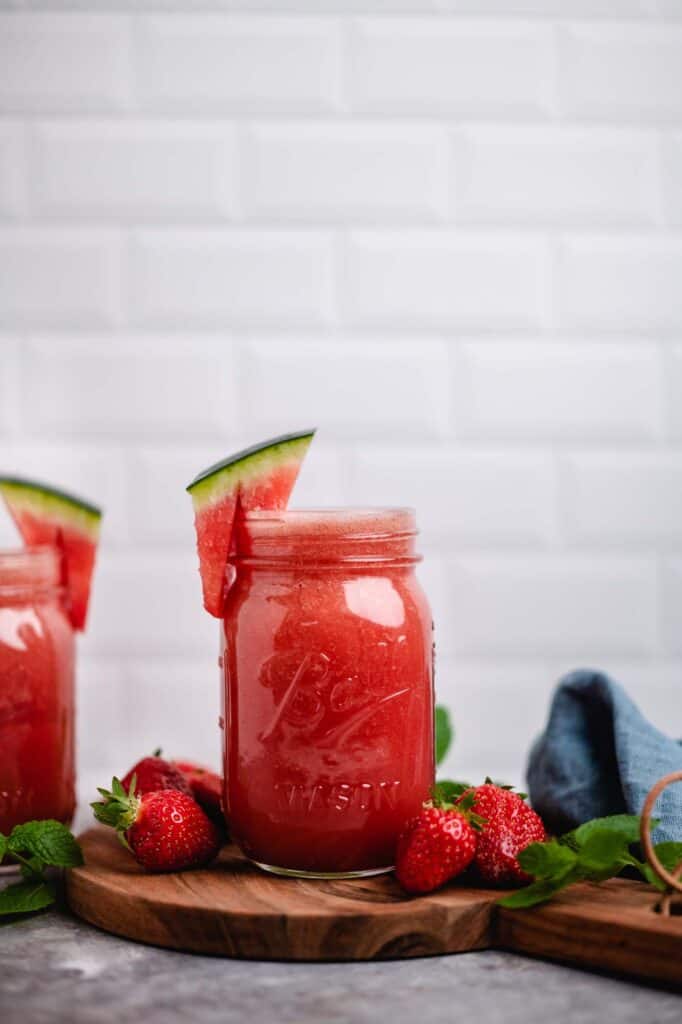 Vegane Erdbeer-Melonen Limonade (gf, öf) Rezept