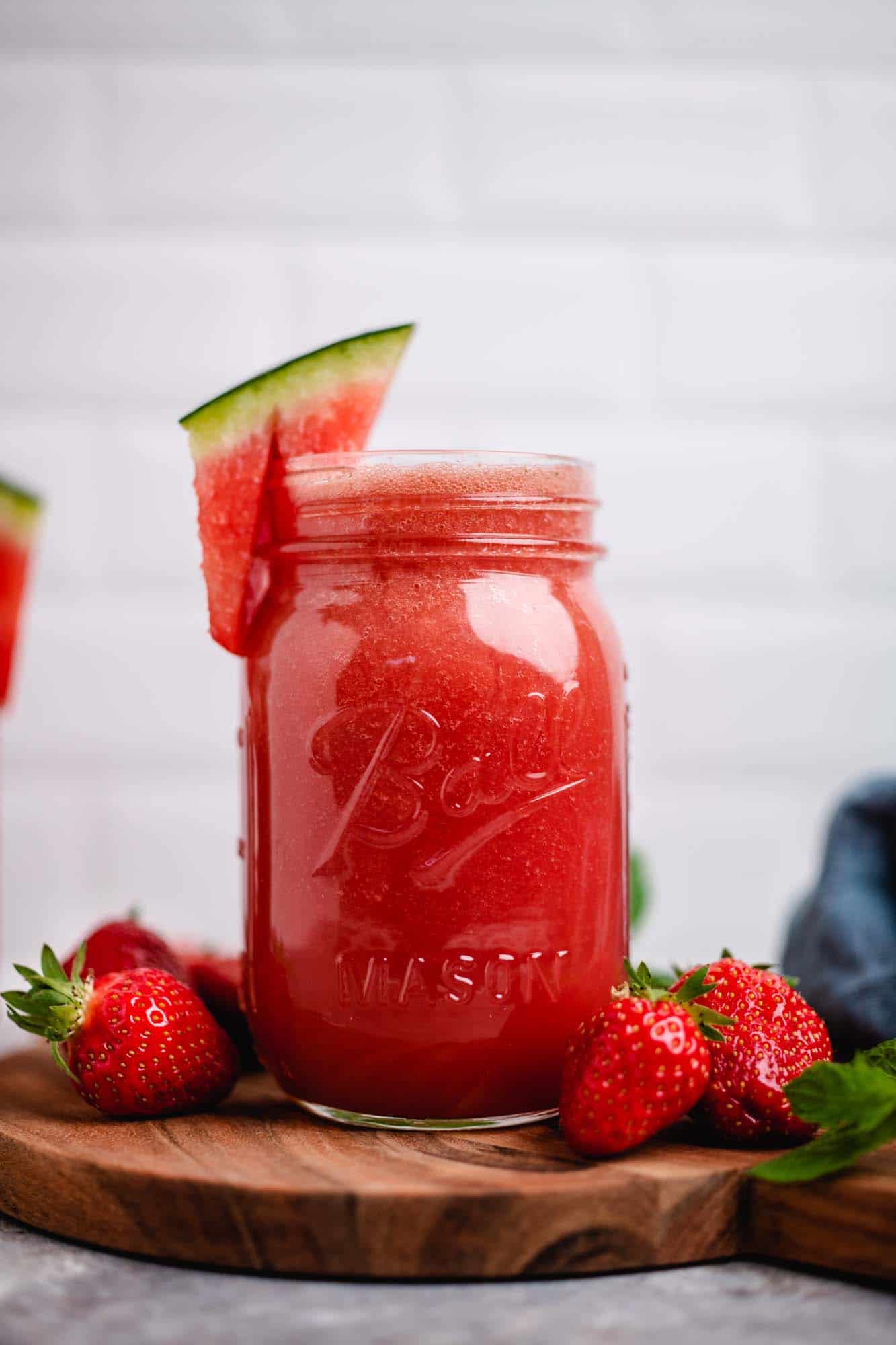 Vegane Erdbeer-Melonen Limonade — VEGANE VIBES