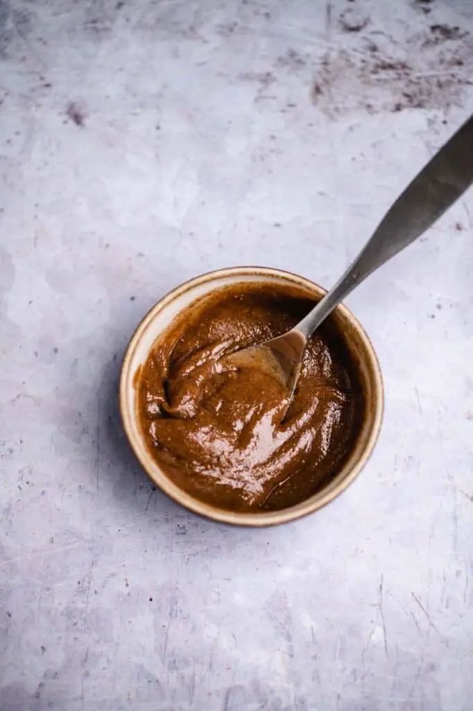 vegane Reiswaffeln mit Nussmus und Schoki — VEGANE VIBES vegane Reiswaffeln mit Nussmus und Schoki — VEGANE VIBES