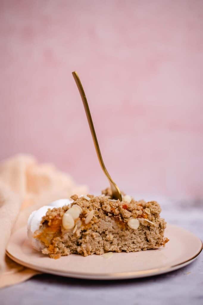 Veganer Aprikosen Streuselkuchen (glutenfrei)