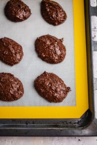 Die Brownie Cookies formen