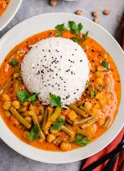 Gelbes Curry mit grünen Bohnen