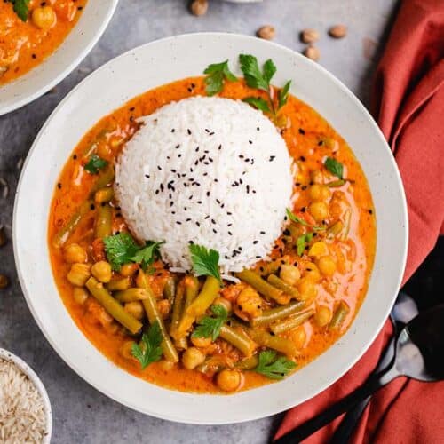 Gelbes Curry mit grünen Bohnen