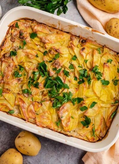 Kartoffelgratin mit Cashewsauce (vegan)