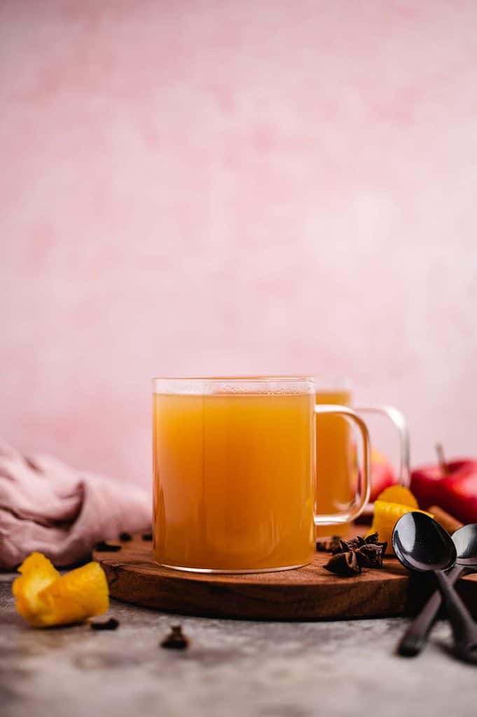 Hot apple punch