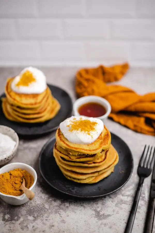 Vegane Kürbis Pancakes (gf) 30 Minuten — VEGANE VIBES