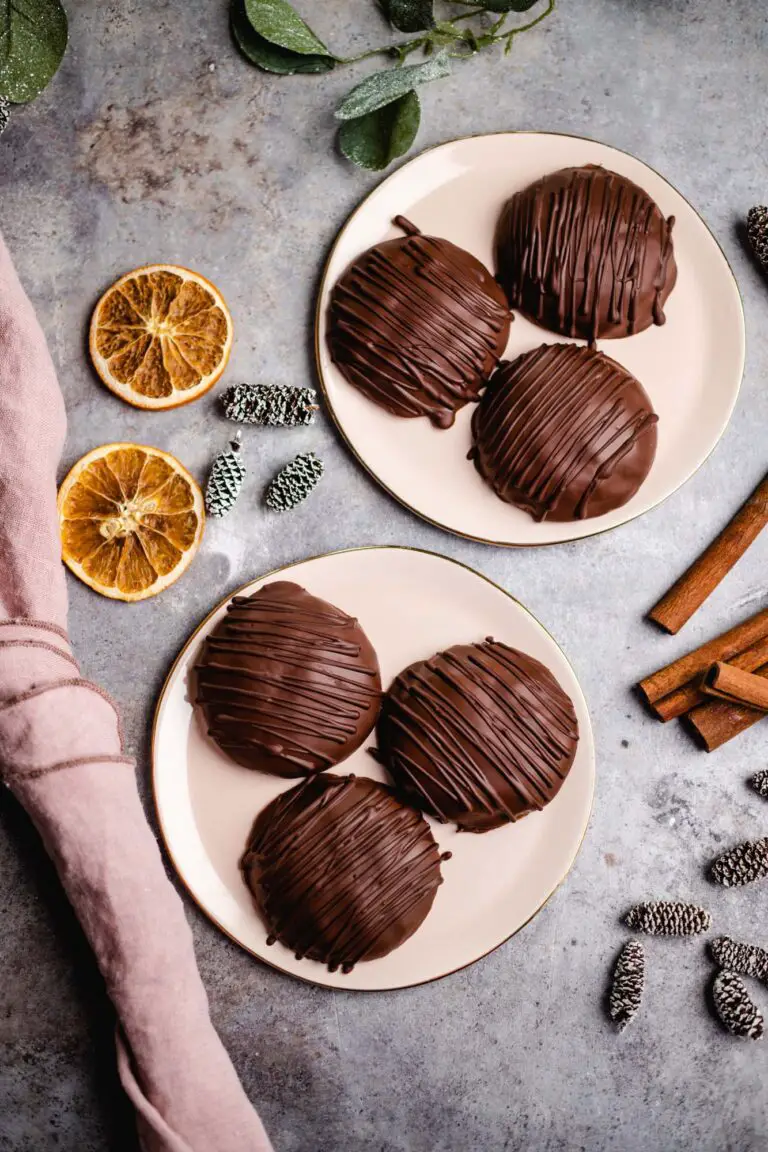 Vegane Dattel-Haselnuss Lebkuchen — VEGANE VIBES