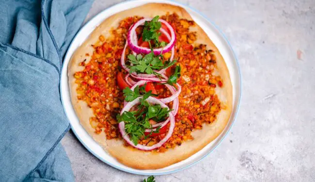 Vegane Lahmacun (Türkische Pizza)